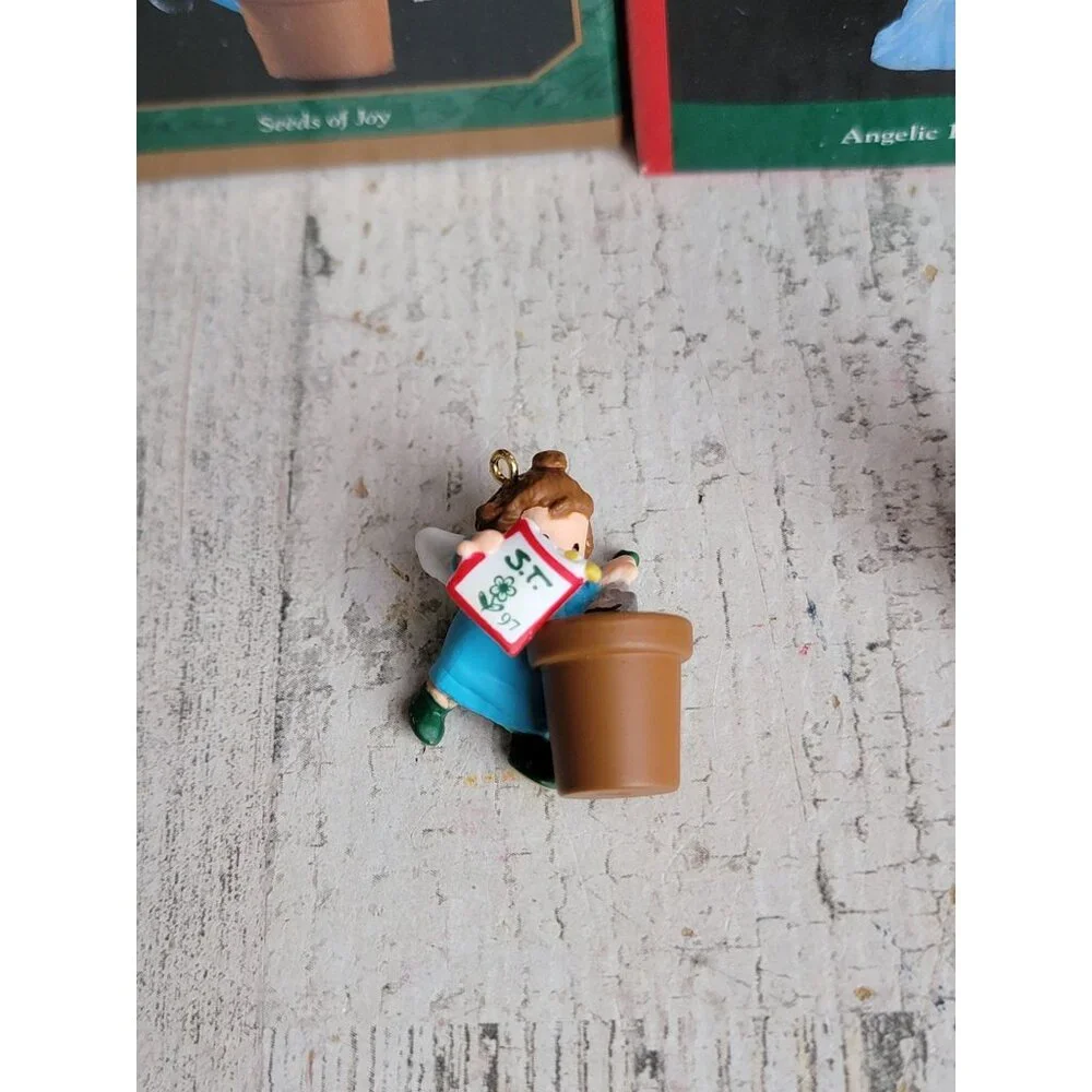 Hallmark miniature angel seeds of joy‎ ornament Xmas set religious